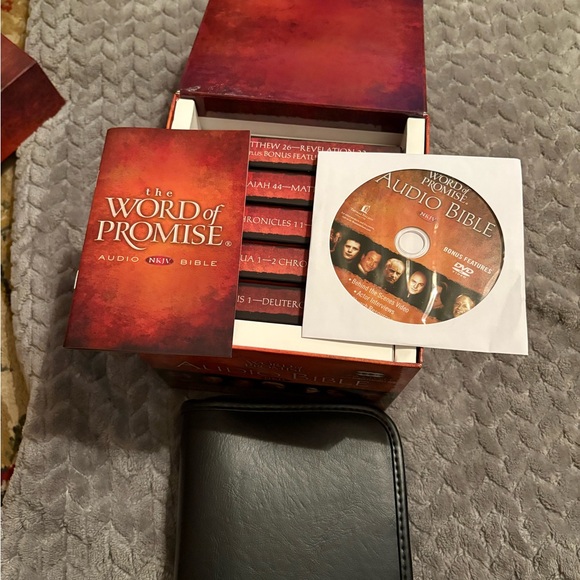 Word of Promise Audio Bible - Picture 8 of 8